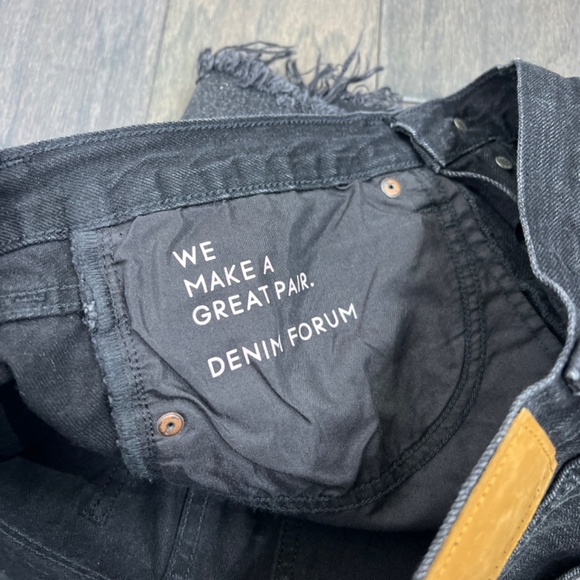 Aritzia NWOT Denim Forum The Ex Boyfriend Short - Picture 8 of 9